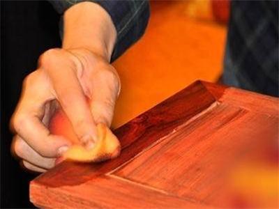 实木家具涂刷木蜡油基材处理步骤