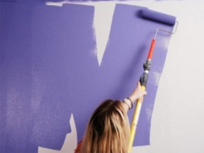家装中涂刷墙面漆的步骤是什么？