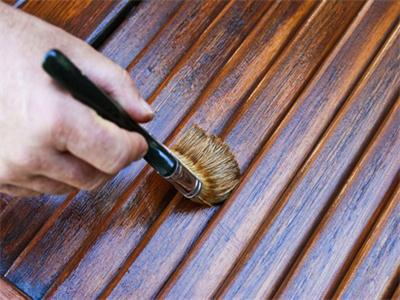 如何正确使用木器漆防止掉漆